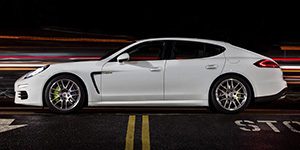 porsche-panamera-ehybrid-300